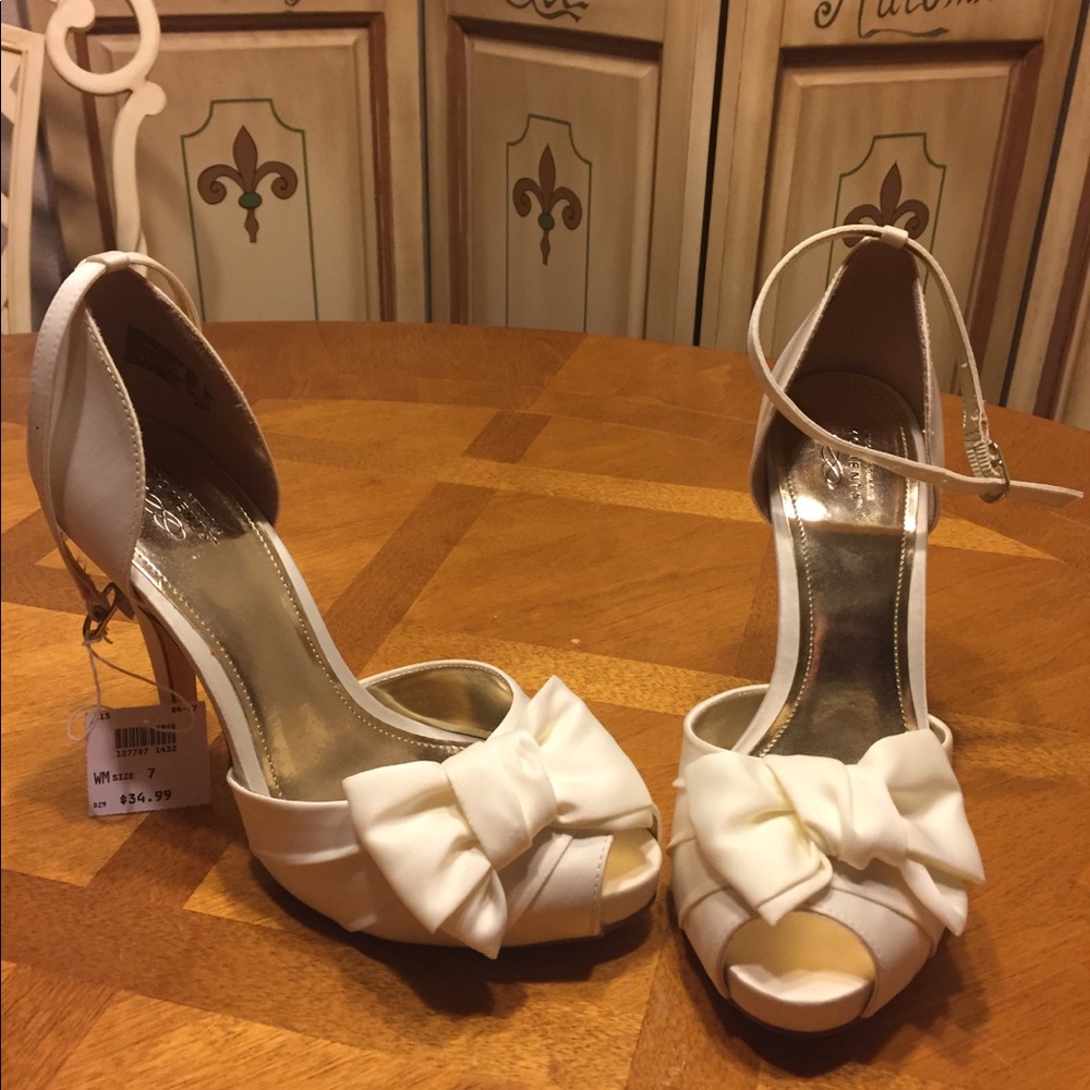 Elegant heels